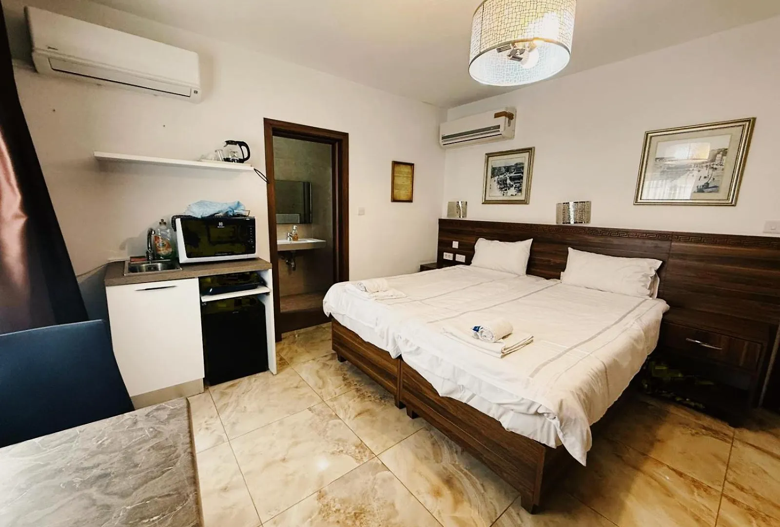 Slimiza Suites Sliema 0*,  Malta