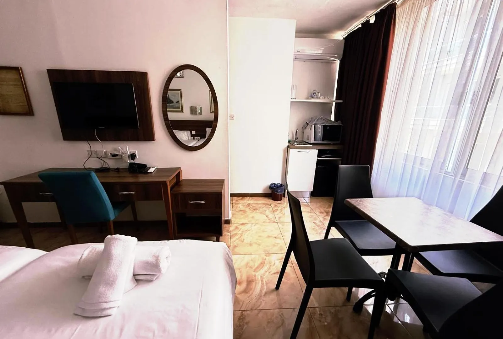 Guest house Slimiza Suites Sliema Malta