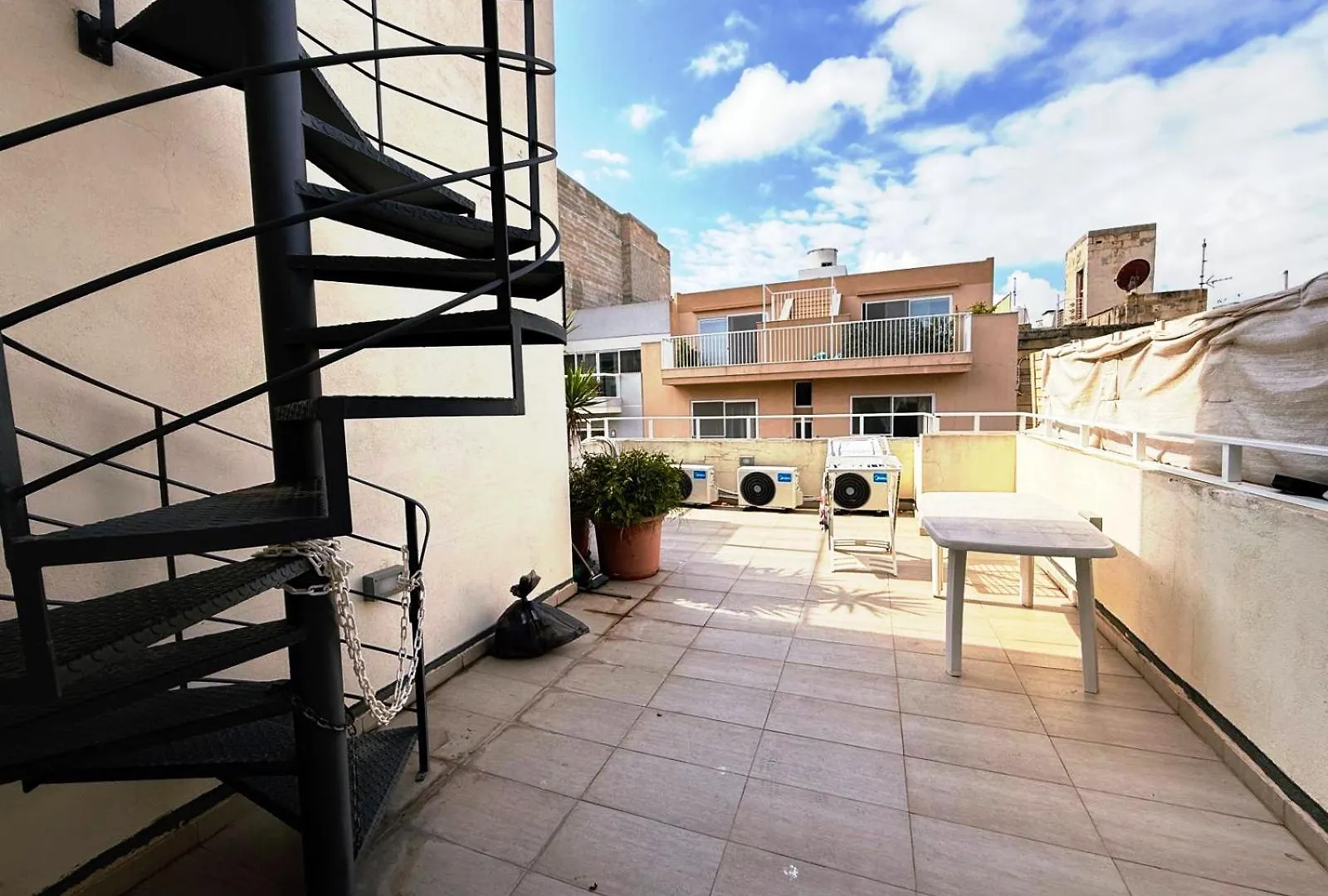 Slimiza Suites Sliema