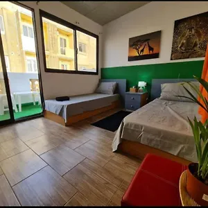 Room 6- Private Room With Private Terrace, Private Bathroom, Ac And Wifi Affittacamere